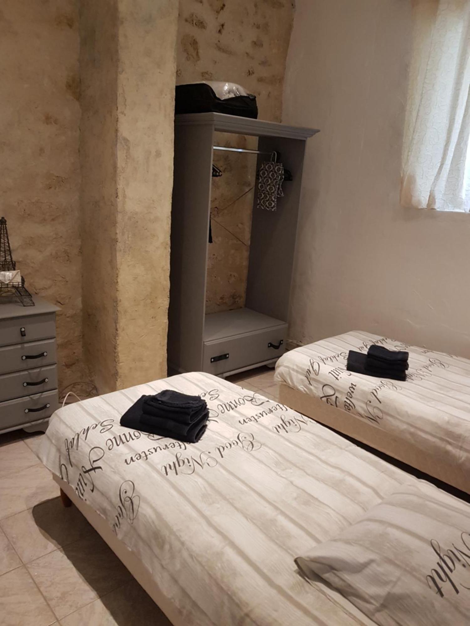 Le Gite Des Chambres De La Grange Cherval Екстер'єр фото