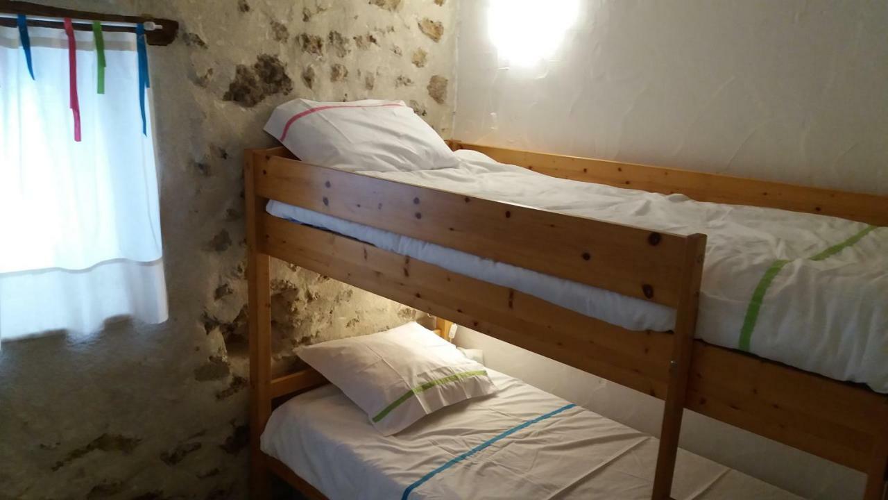 Le Gite Des Chambres De La Grange Cherval Екстер'єр фото