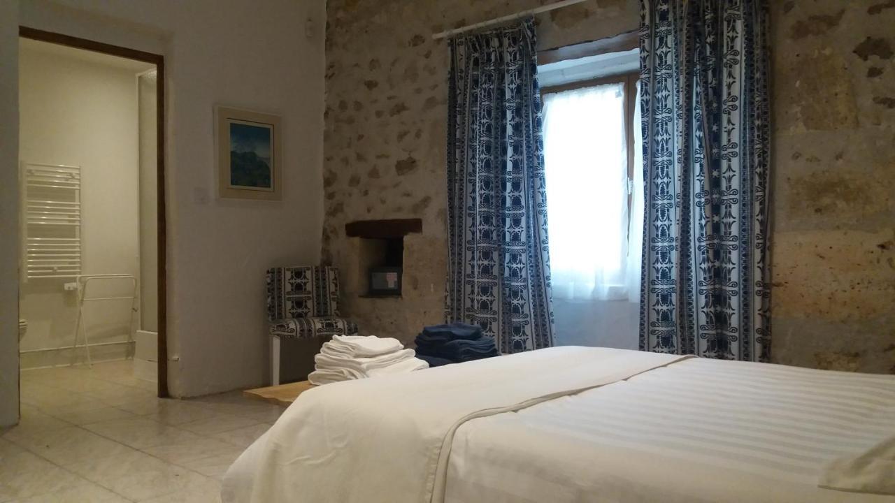 Le Gite Des Chambres De La Grange Cherval Екстер'єр фото