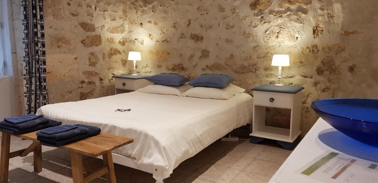 Le Gite Des Chambres De La Grange Cherval Екстер'єр фото